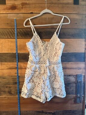 Fashion Nova White Lace Romper Sheer Floral Boho Tassel Tie Size M NWT